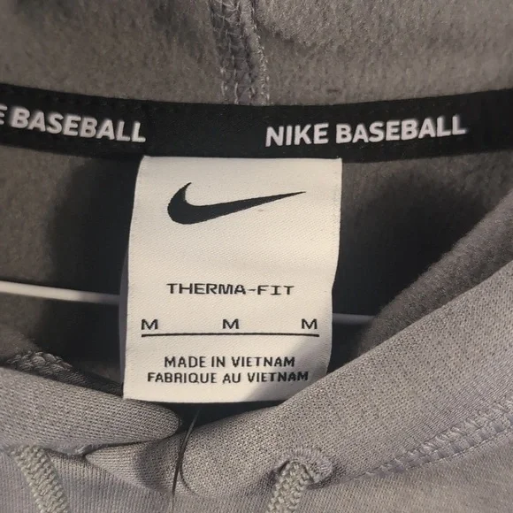 Nike Therma Fit Gray Hoodie Size Medium New with tags - Picture 3 of 11